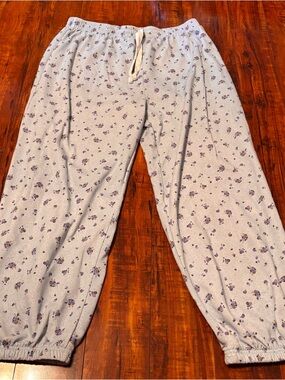 Soft Floral Lounge Pajama Pants - Light Gray